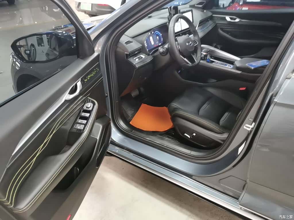 Geely Preface, 2024 16