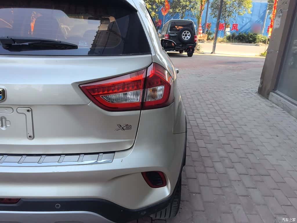 Geely X3, 2017 8