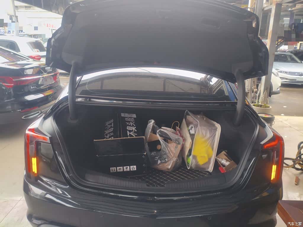 Cadillac CT5, 2024 15