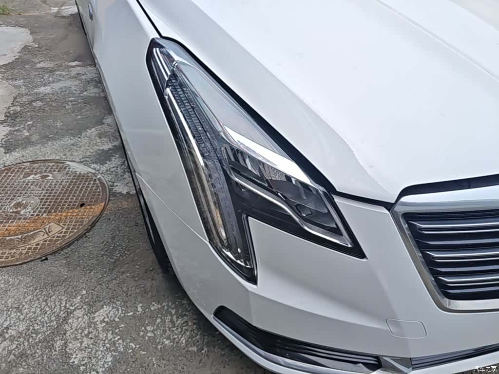 Cadillac XTS, 2018 13