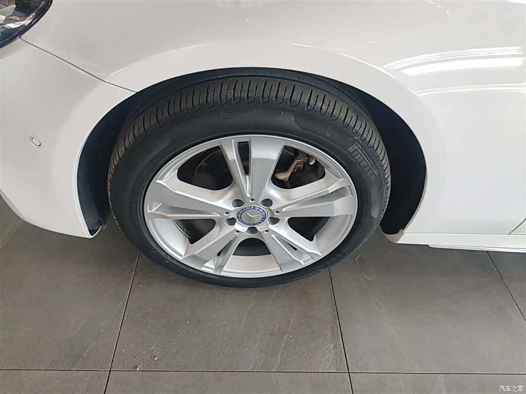 Mercedes-Benz E-Class, 2017 25