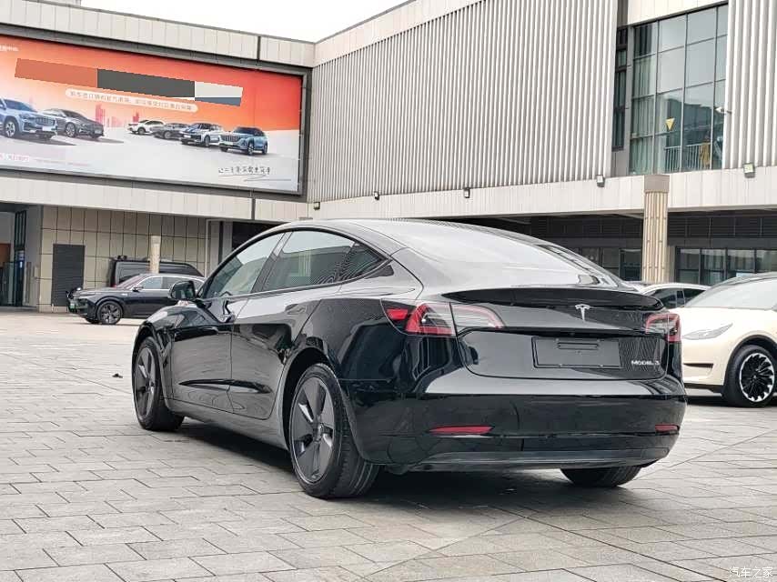 Tesla Model 3, 2022 7
