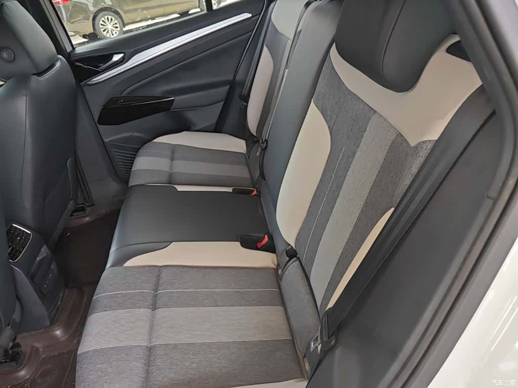 Volkswagen ID.4, 2023 17
