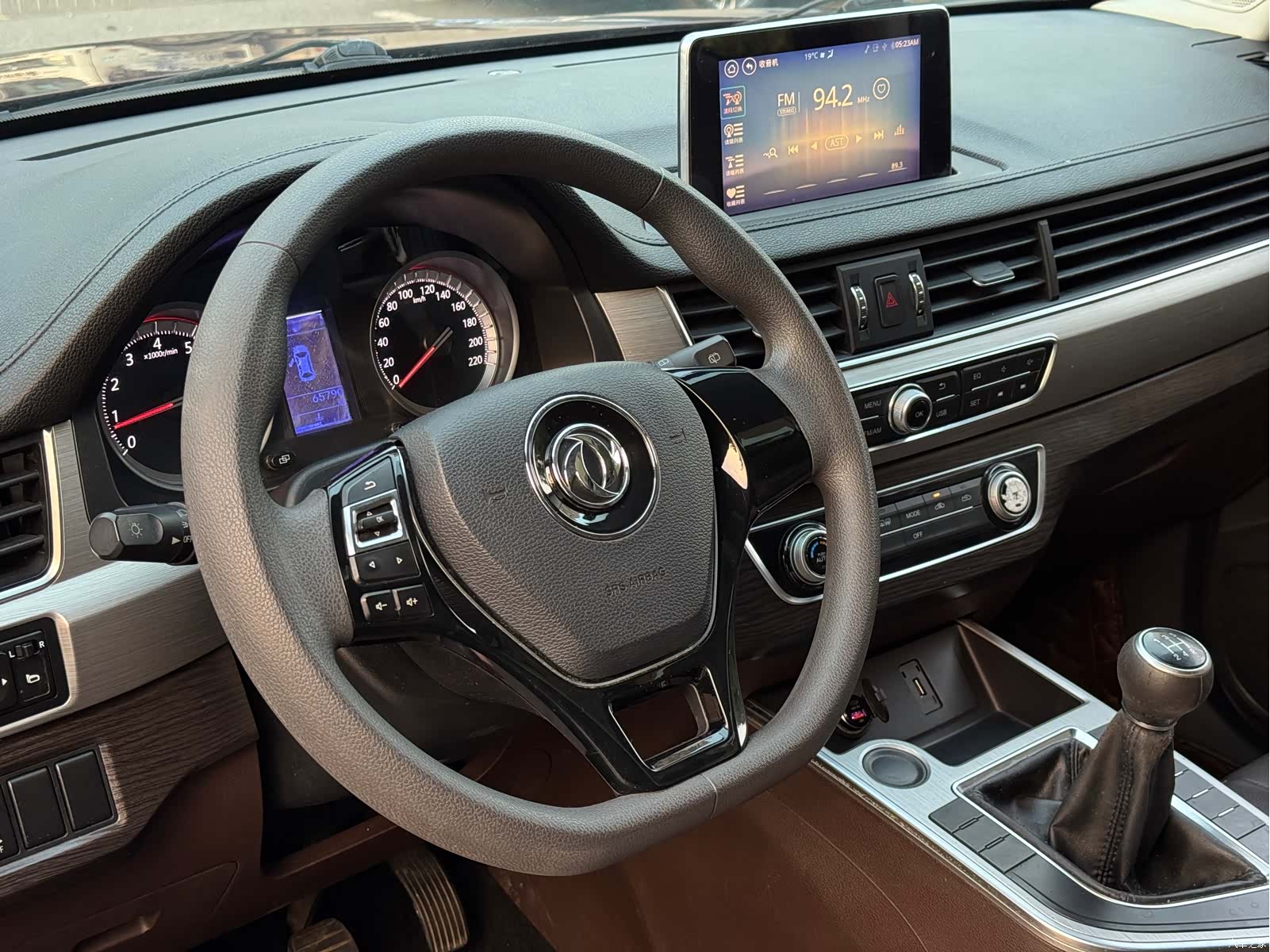 DongFeng X5, 2017 10