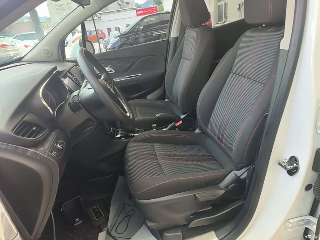 Buick Encore, 2018 15