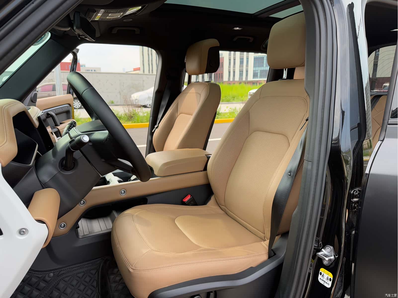 Land Rover Defender, 2025 9