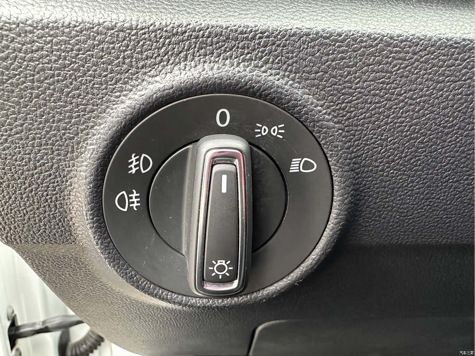 Volkswagen T-ROC, 2022 14