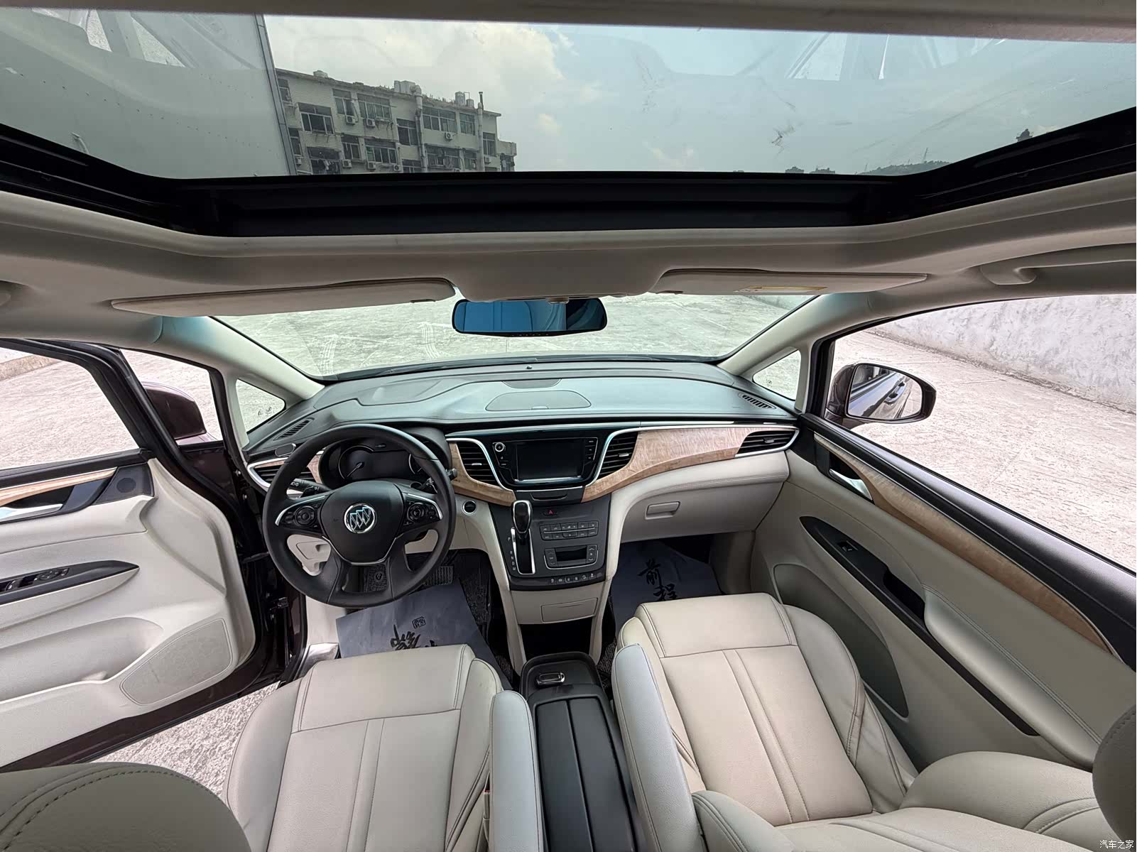 Buick GL8, 2019 9