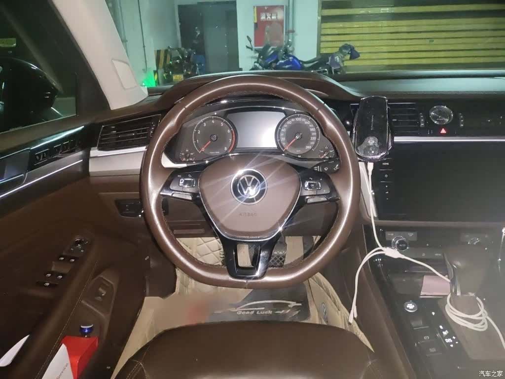 Volkswagen Phideon, 2021 3
