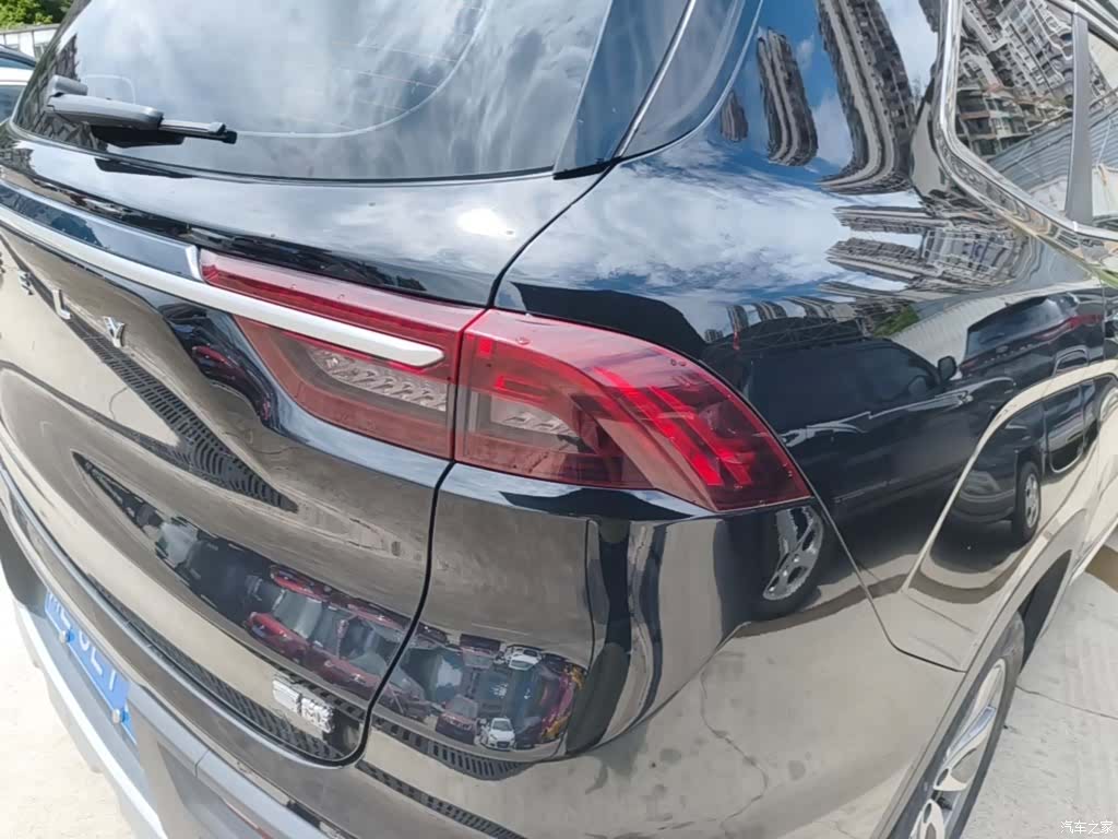Geely Haoyue, 2022 8
