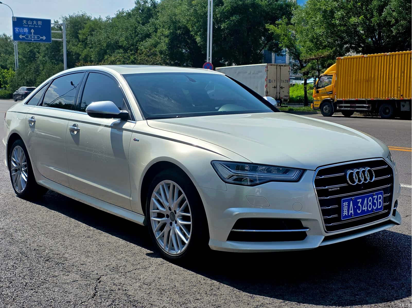 Audi A6L, 2018 3