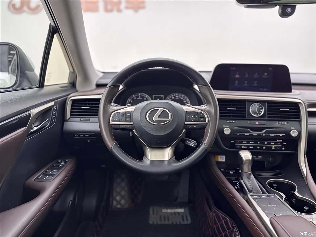 Lexus RX, 2022 9