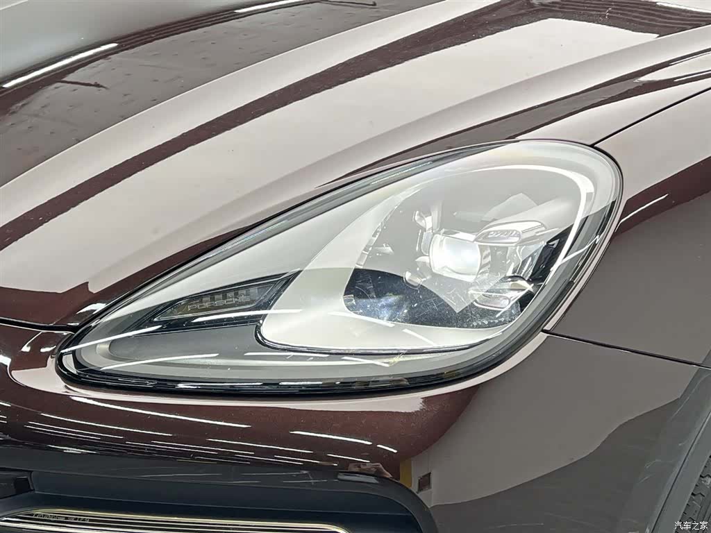 Porsche Cayenne, 2019 9