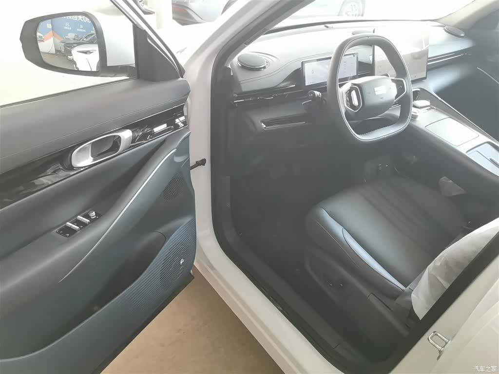 Geely Galaxy E5, 2026 15