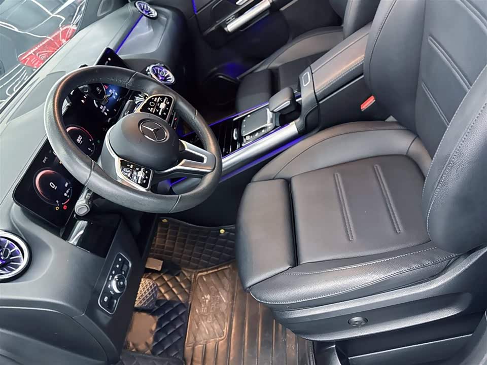 Mercedes-Benz GLA Mercedes-Benz GLA