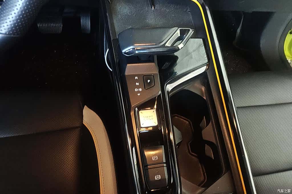 MG MG5, 2022 16