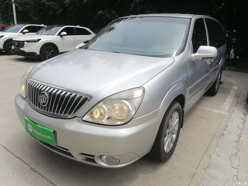 Buick GL8, 2016 1