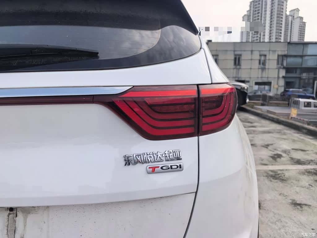 Kia KX5, 2016 8