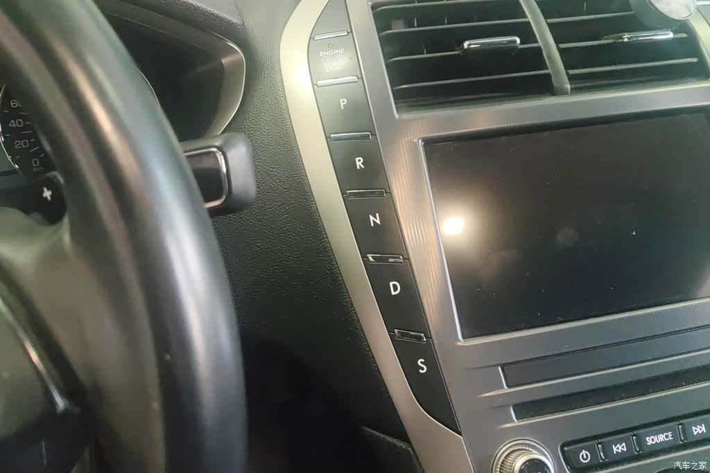 Lincoln MKZ, 2018 16