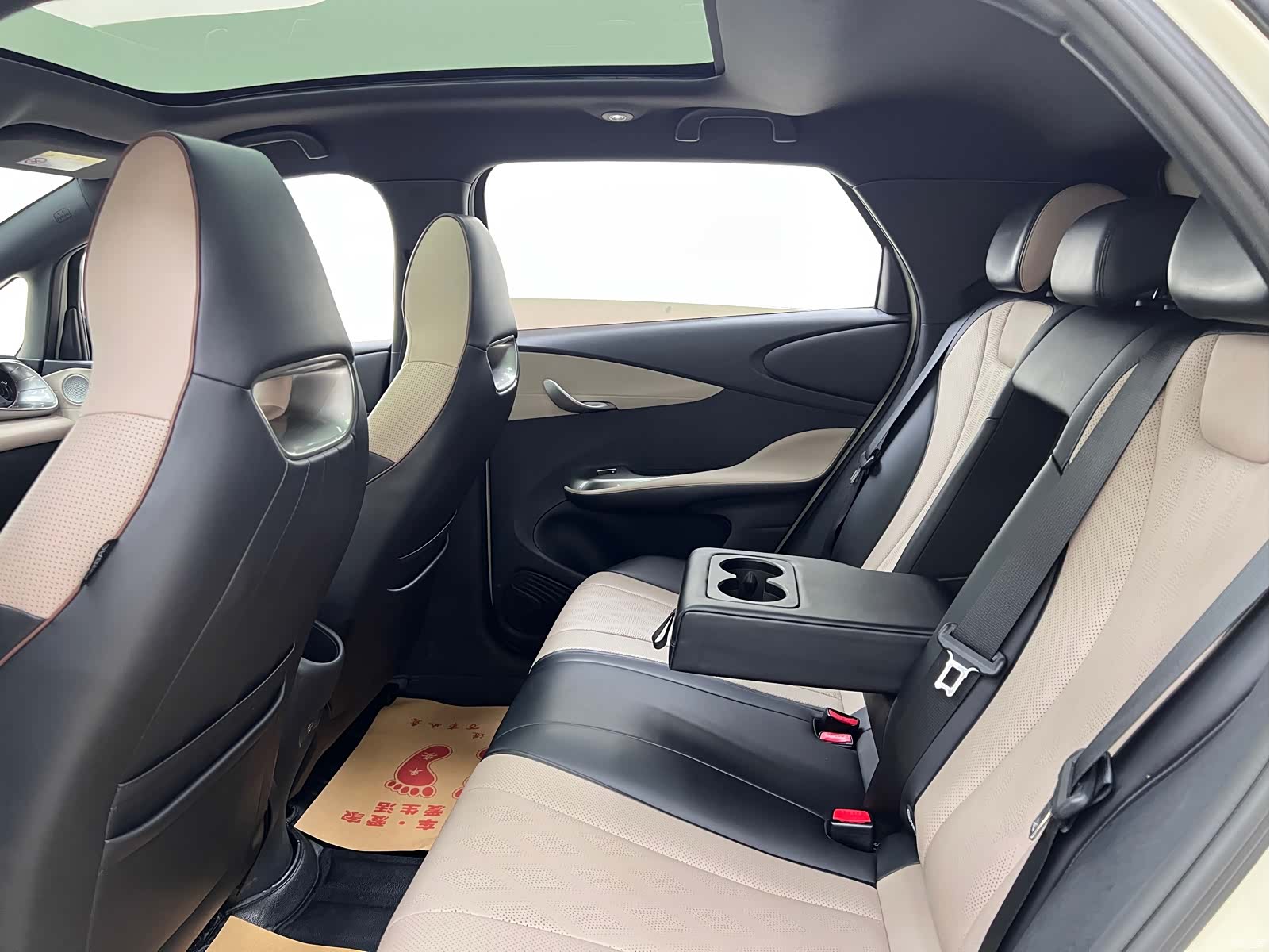 BYD Dolphin, 2023 17
