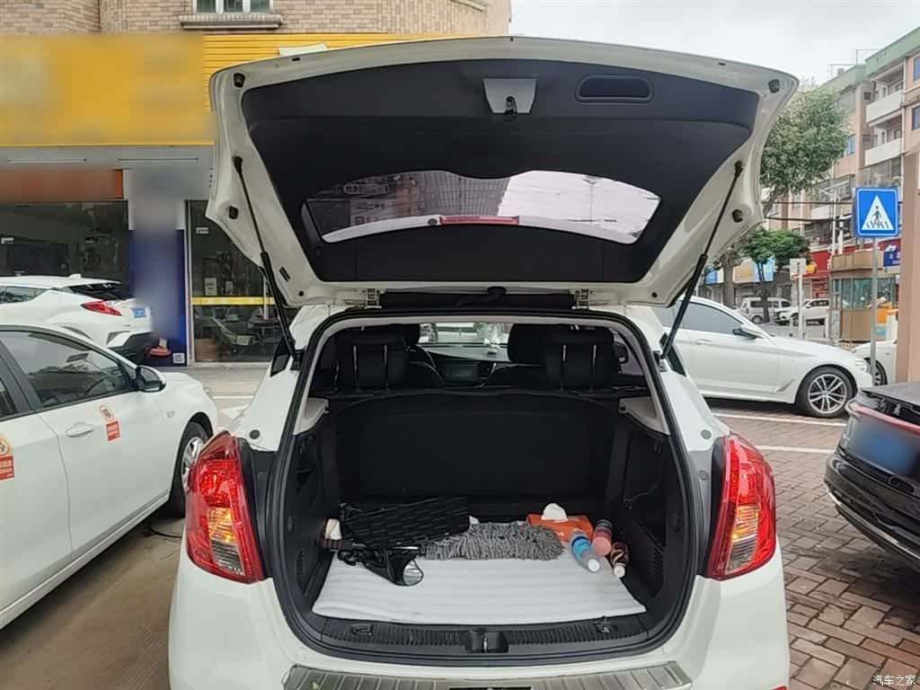 Buick Encore, 2017 19