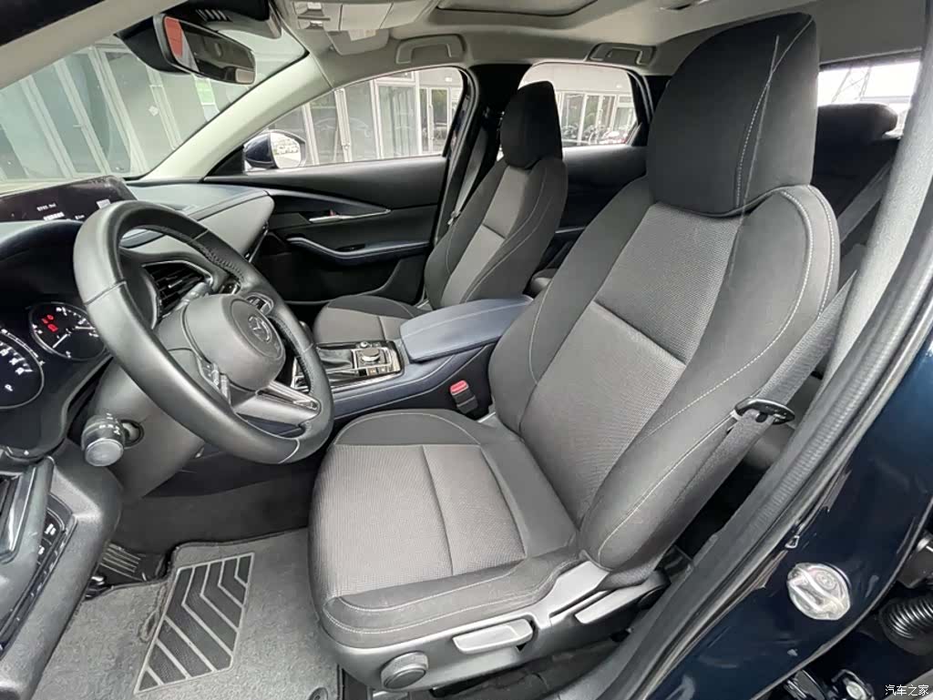 Mazda CX-30, 2021 25