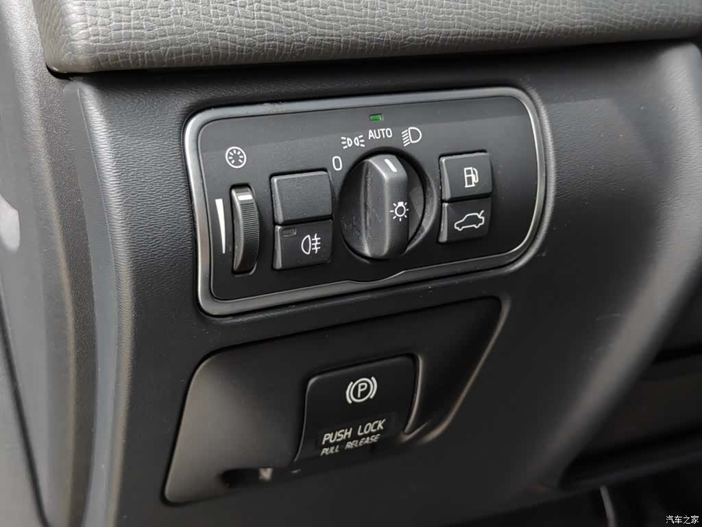 Volvo XC60, 2014 23