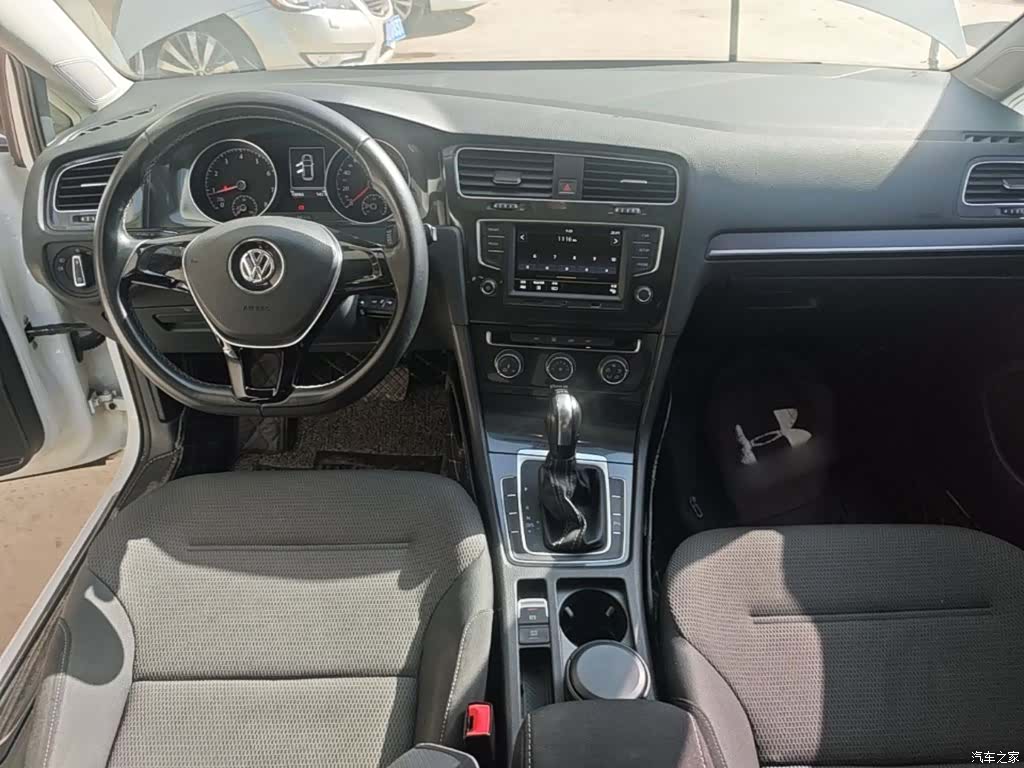 Volkswagen Golf, 2017 10