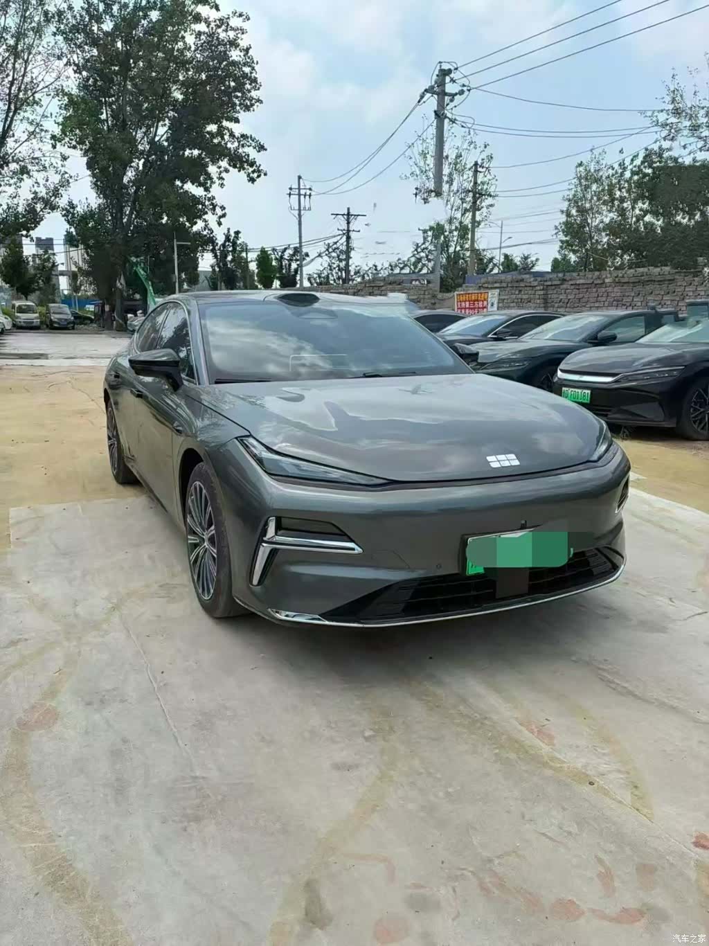 Geely 8, 2025 3