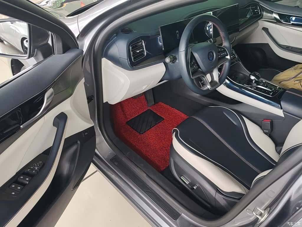BYD Qin, 2023 16