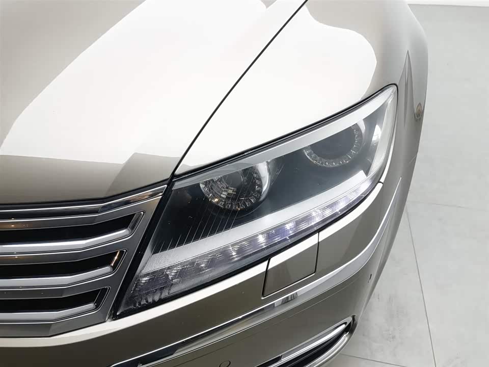 Volkswagen Phaeton