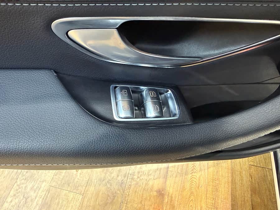 Mercedes-Benz E-Class 2017, фото 24