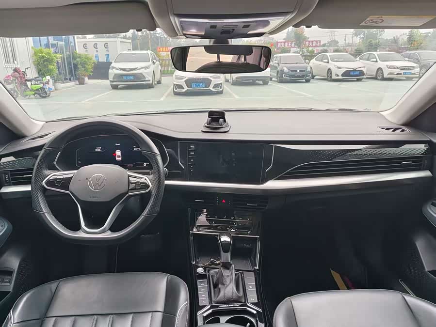 Volkswagen Passat PHEV 2024, фото 6