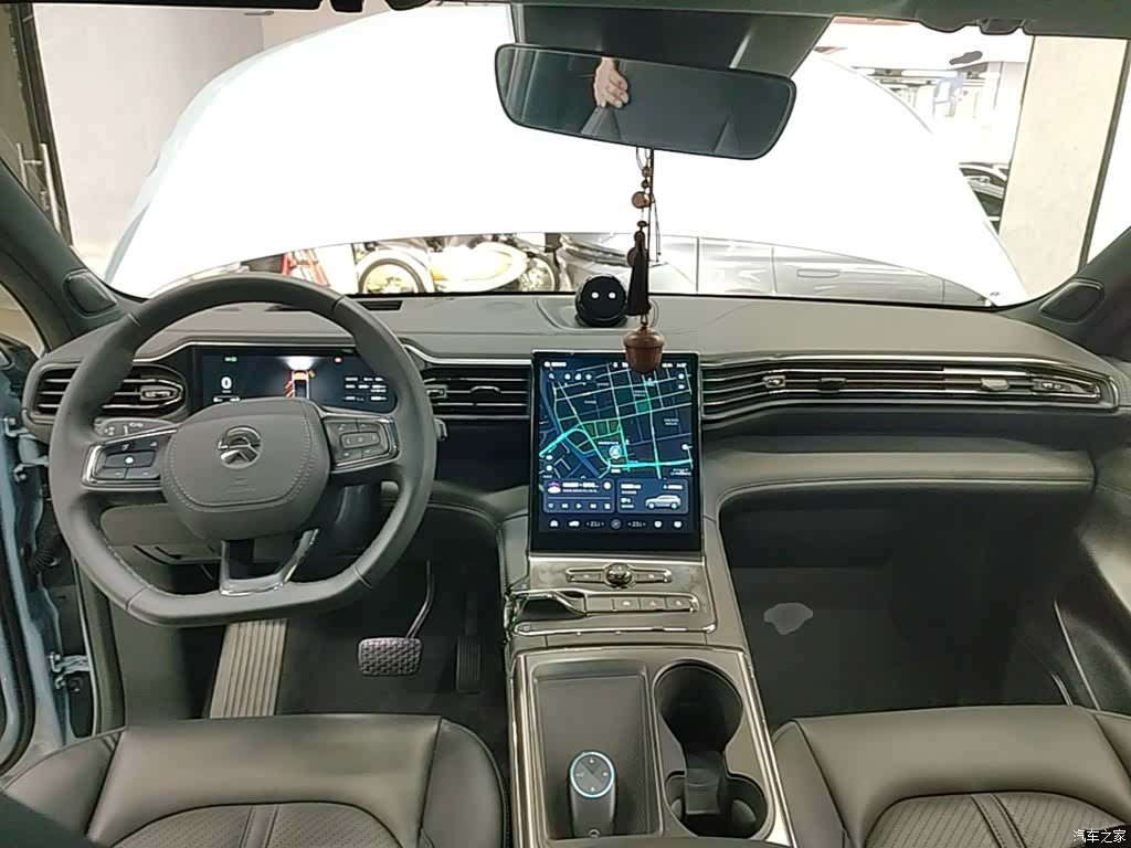 NIO ES6, 2023 10