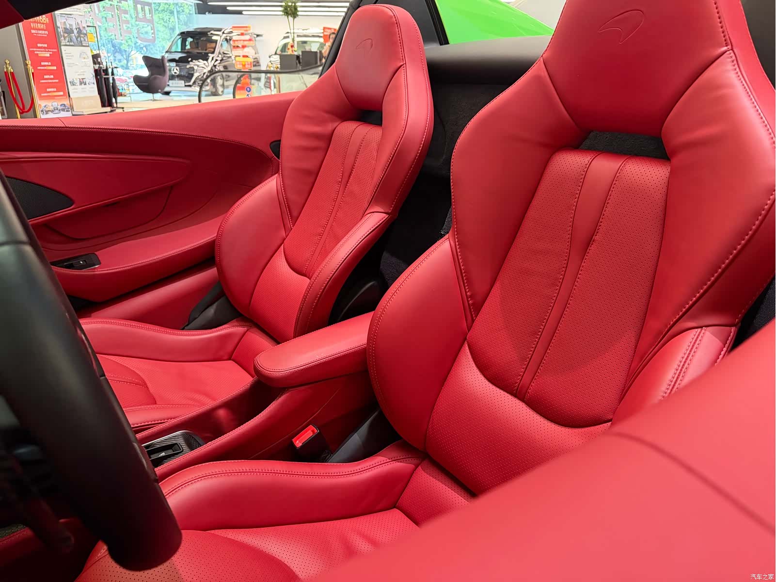 McLaren 570, 2018 14