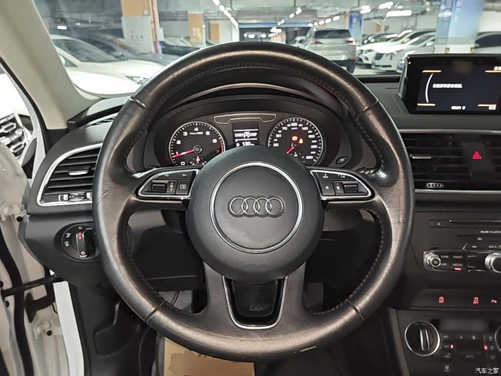 Audi Q3, 2018 11
