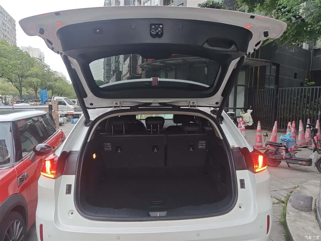 WEY VV5, 2018 15