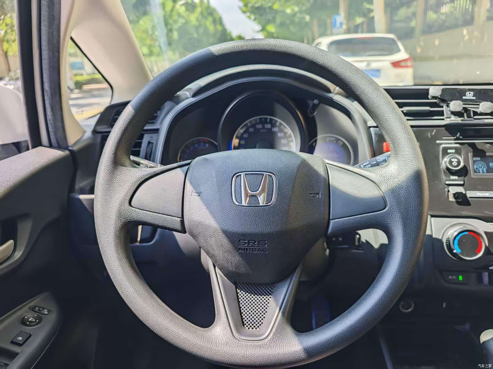 Honda Fit, 2017 8