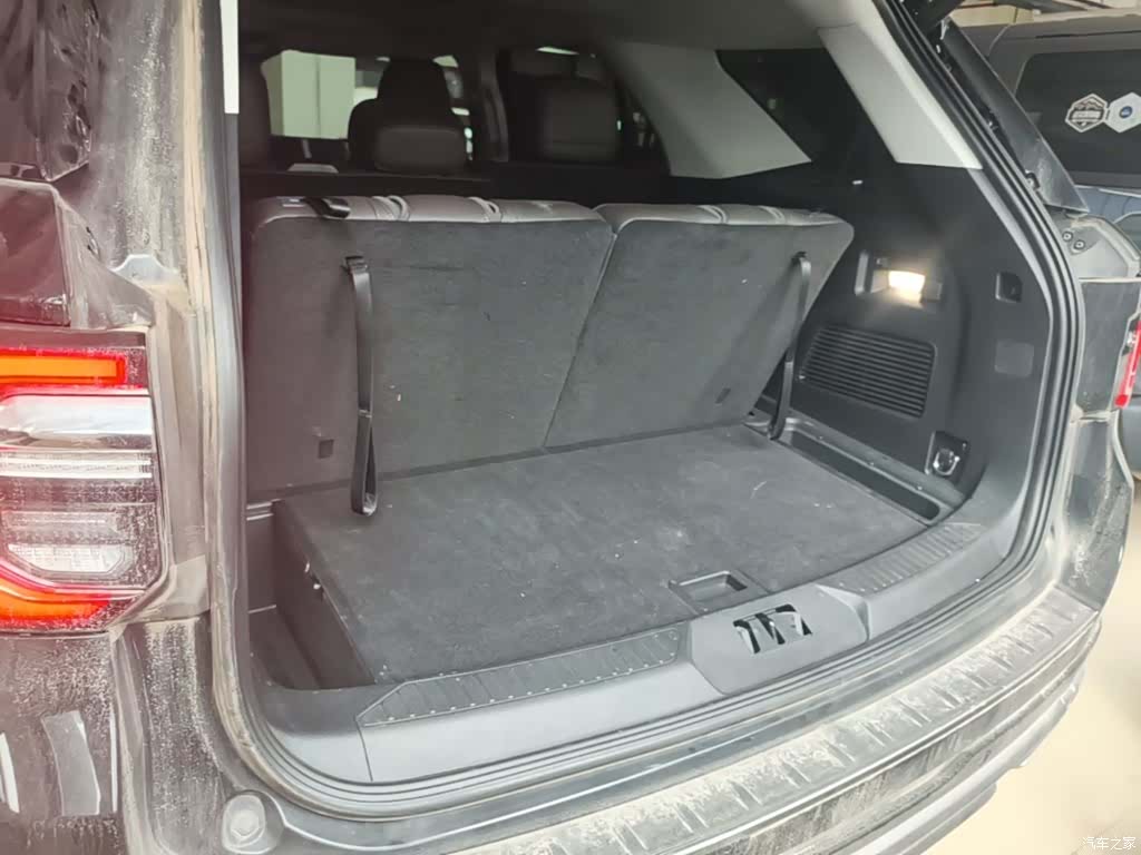 Ford Explorer, 2025 19