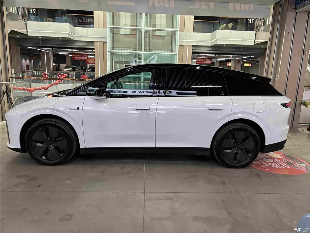 Li Auto i6, 2025 4