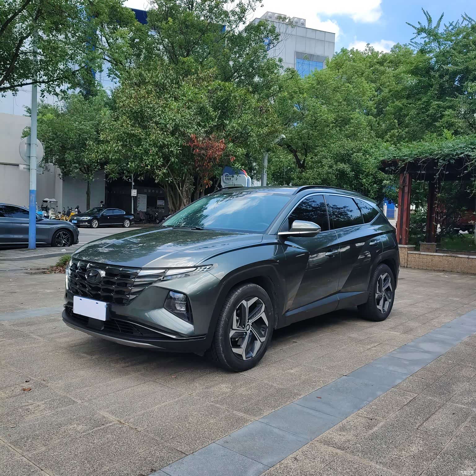 Hyundai Tucson L