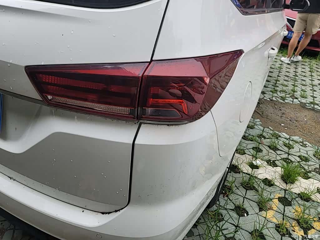 Wuling 360, 2019 8