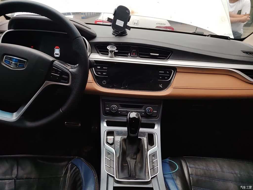 Geely S1, 2018 6