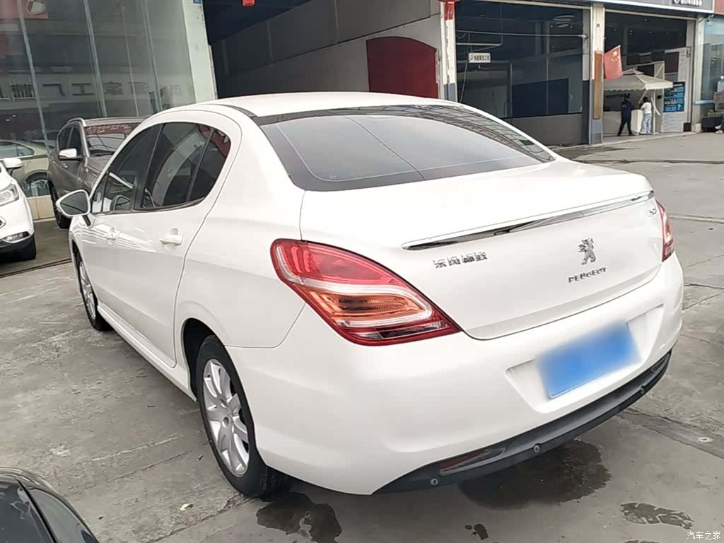 Peugeot 308, 2015 все фото