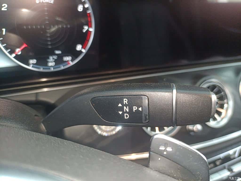 Mercedes-Benz E-Class, 2018 10