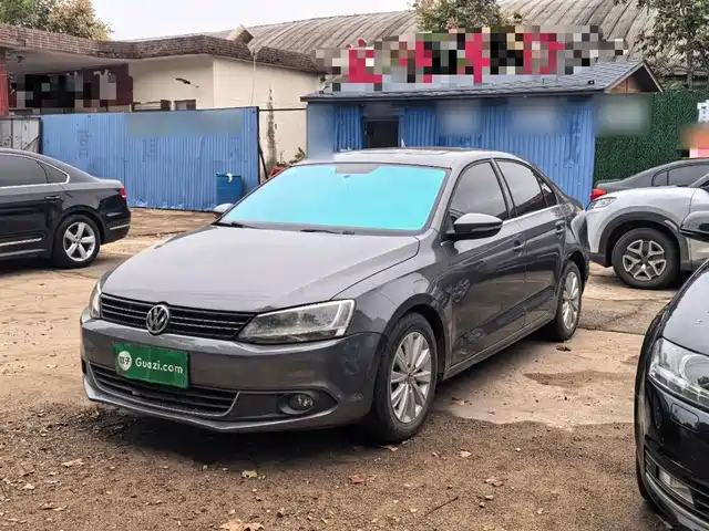 Volkswagen Sagitar 2015 — купить из Китая под заказ