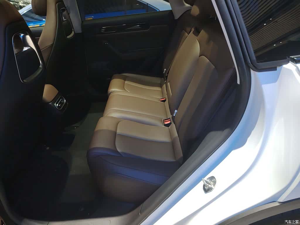 Leapmotor C11, 2023 17