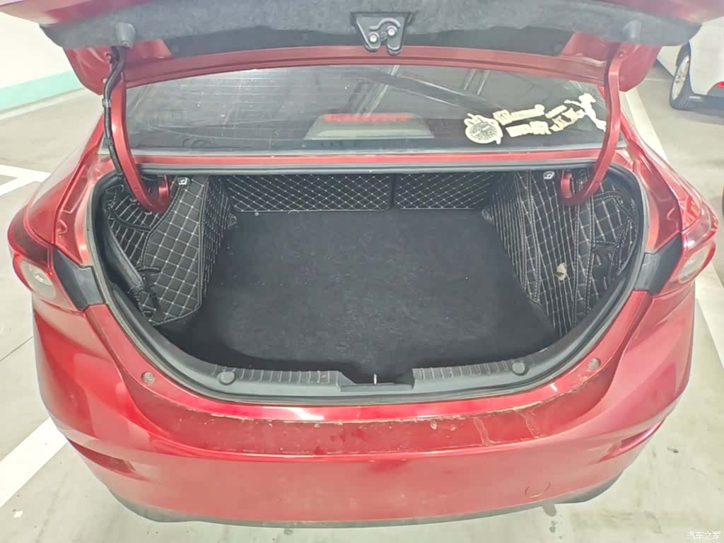 Mazda Mazda3, 2016 19