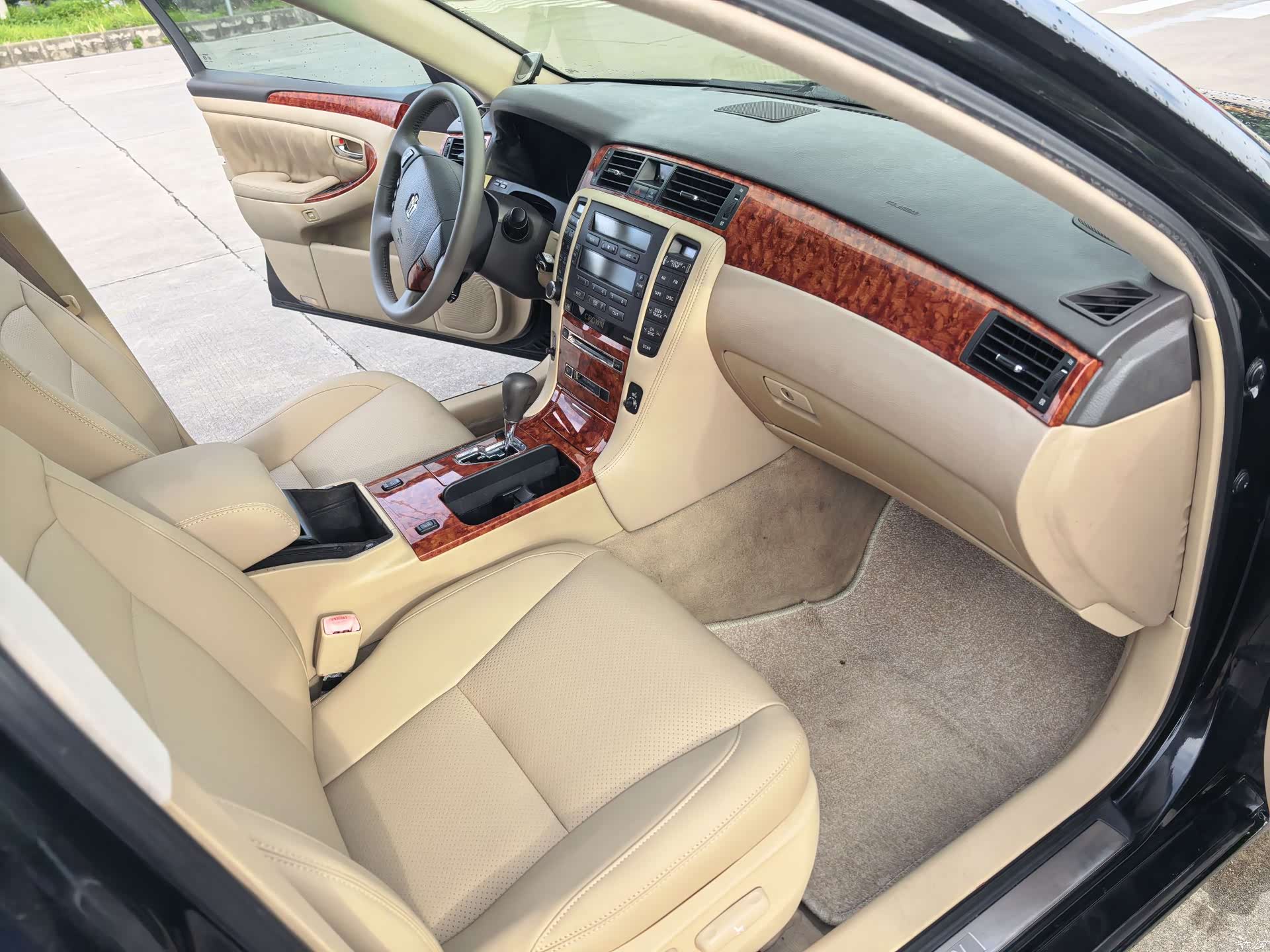 Toyota Crown, 2007 11