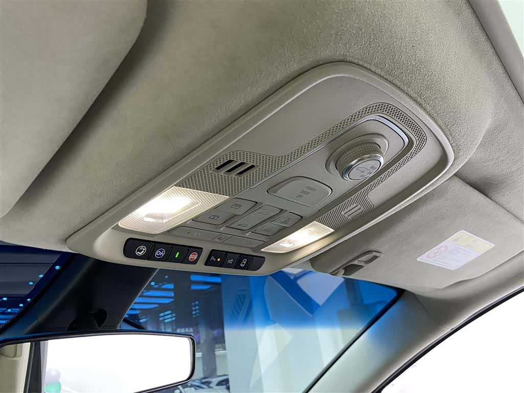 Buick GL8, 2019 18